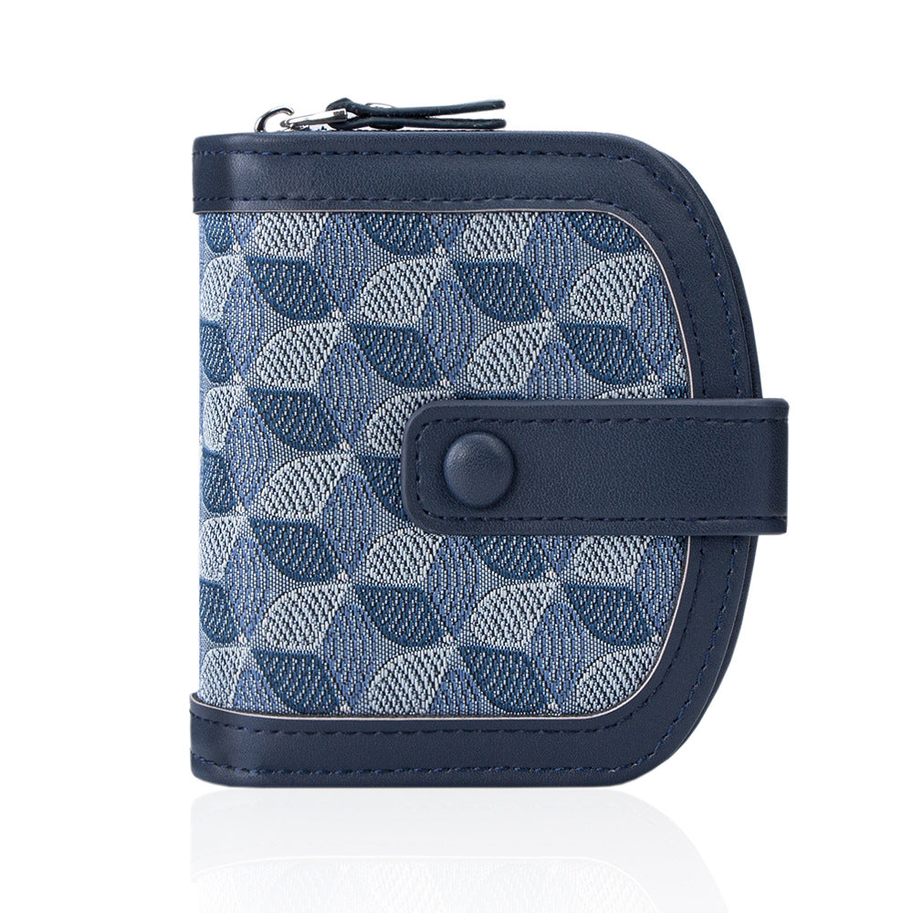 This Light-luxury Wallet Features A Meticulously Crafted Design