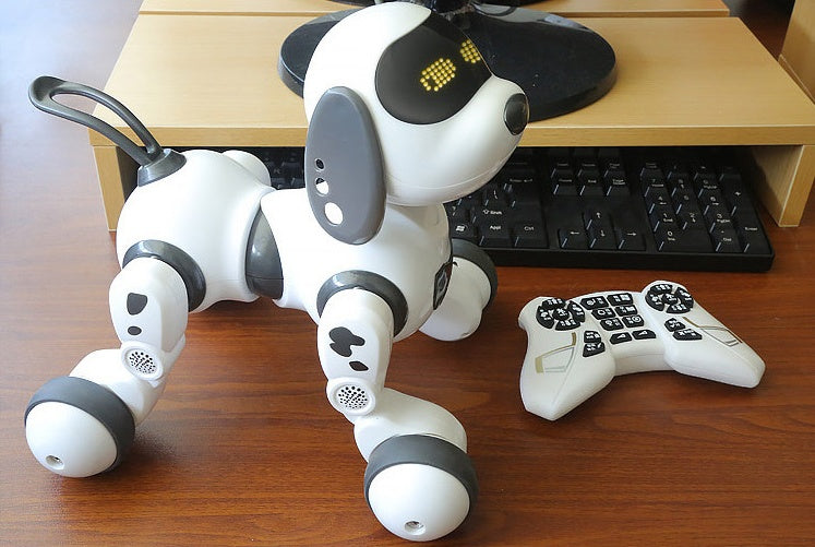Intelligenter Roboterhund mit Fernbedienung