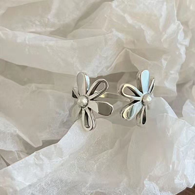 Bohemian Hollow Flower Stainless Steel Ring, Eco-friendly Material, Color Retention, Women's Fashion Jewelry, Personalized All-match & Exaggerated Style
