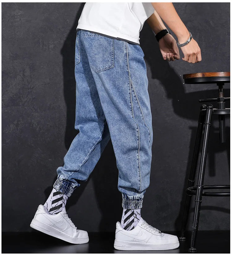 New Streetwear Hip Hop Cargo 2022 Pants Mens Jeans Elastic Waist Harem Pants Men Joggers Jeans Autumn and Spring Men Trousers