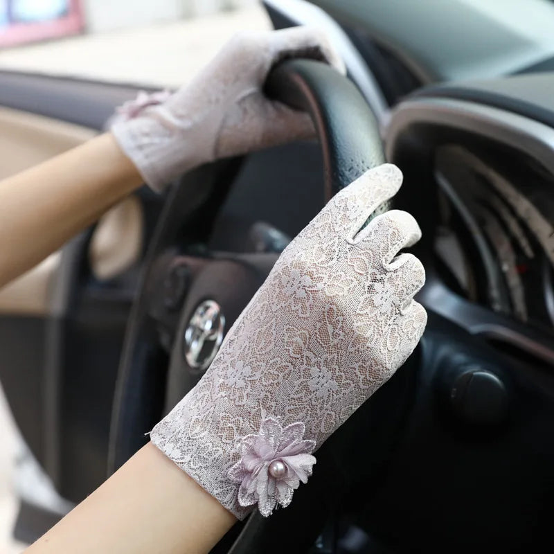 Damen Sommer Sexy Spitze Große Blume Dünnes Netz Atmungsaktiv Sonnenschutz Touchscreen Rutschfeste Fahrradhandschuhe Anti-UV Elegant