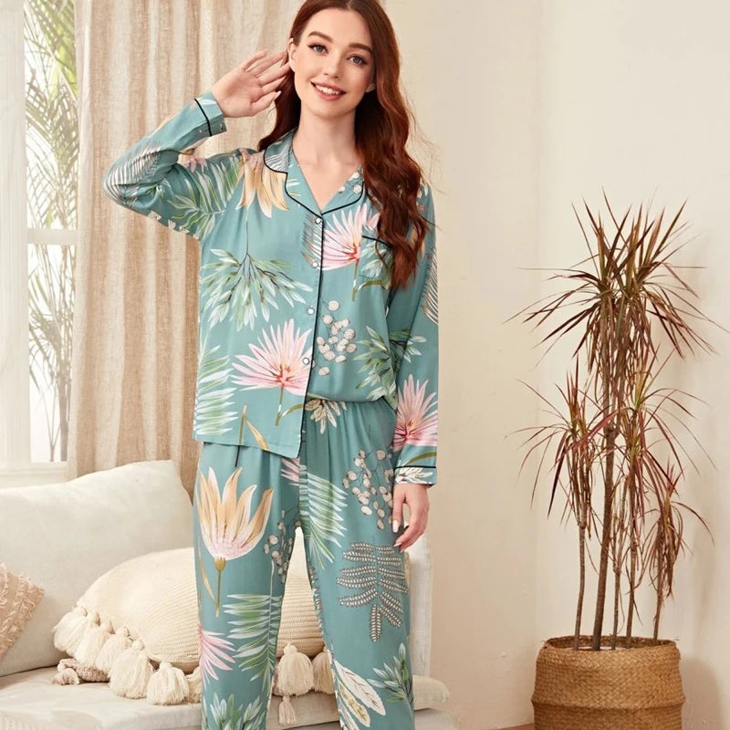 Starry Sky And Floral Printed Women Pajamas Set Comfort Viscose Full Sleeve Homewear Ladies Tender Casual Wear For Spring