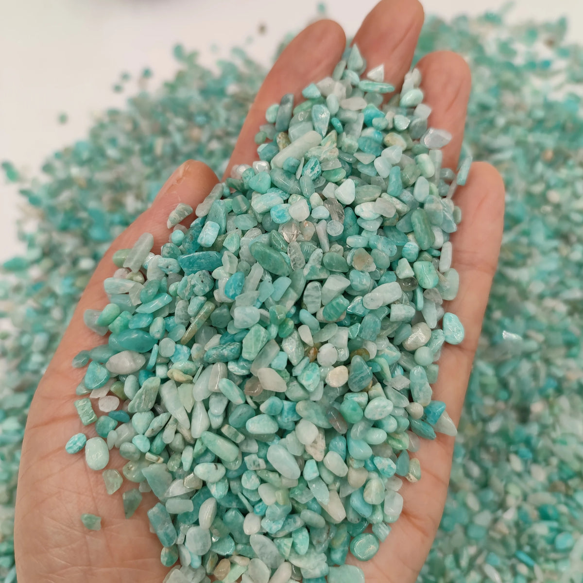 Natural Stone Crystals Mini Amazonite Chips Crystal Stones Gravel Minerals Quartz Energy Home Decor Room Decoration DIY Aquarium