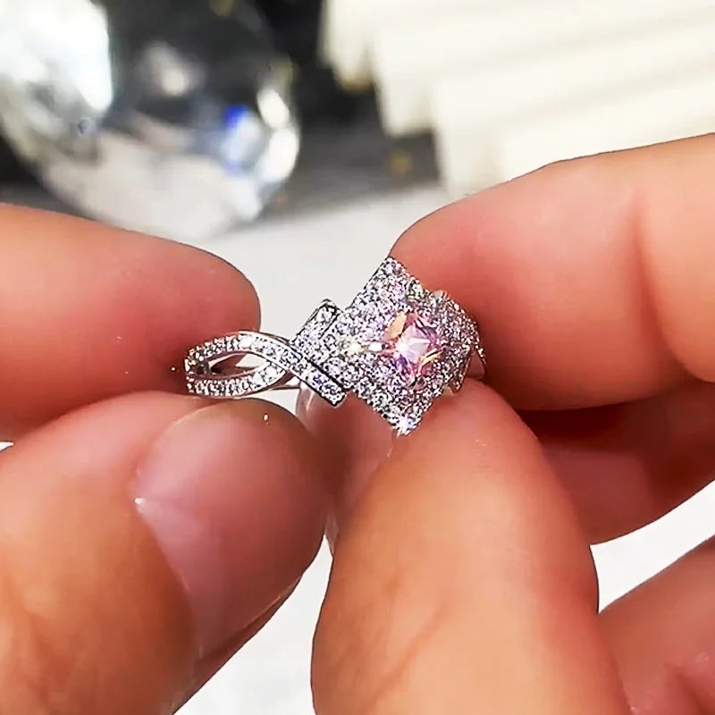 Huitan Unique Pink CZ Princess Cut Wedding Rings for Women 2021 New Trendy Jewelry Luxury Engagement Ring Best Gift Dropshipping