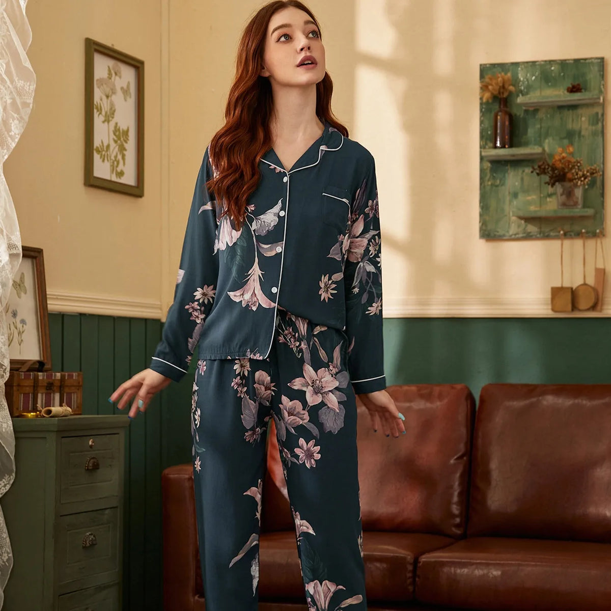 Starry Sky And Floral Printed Women Pajamas Set Comfort Viscose Full Sleeve Homewear Ladies Tender Casual Wear For Spring