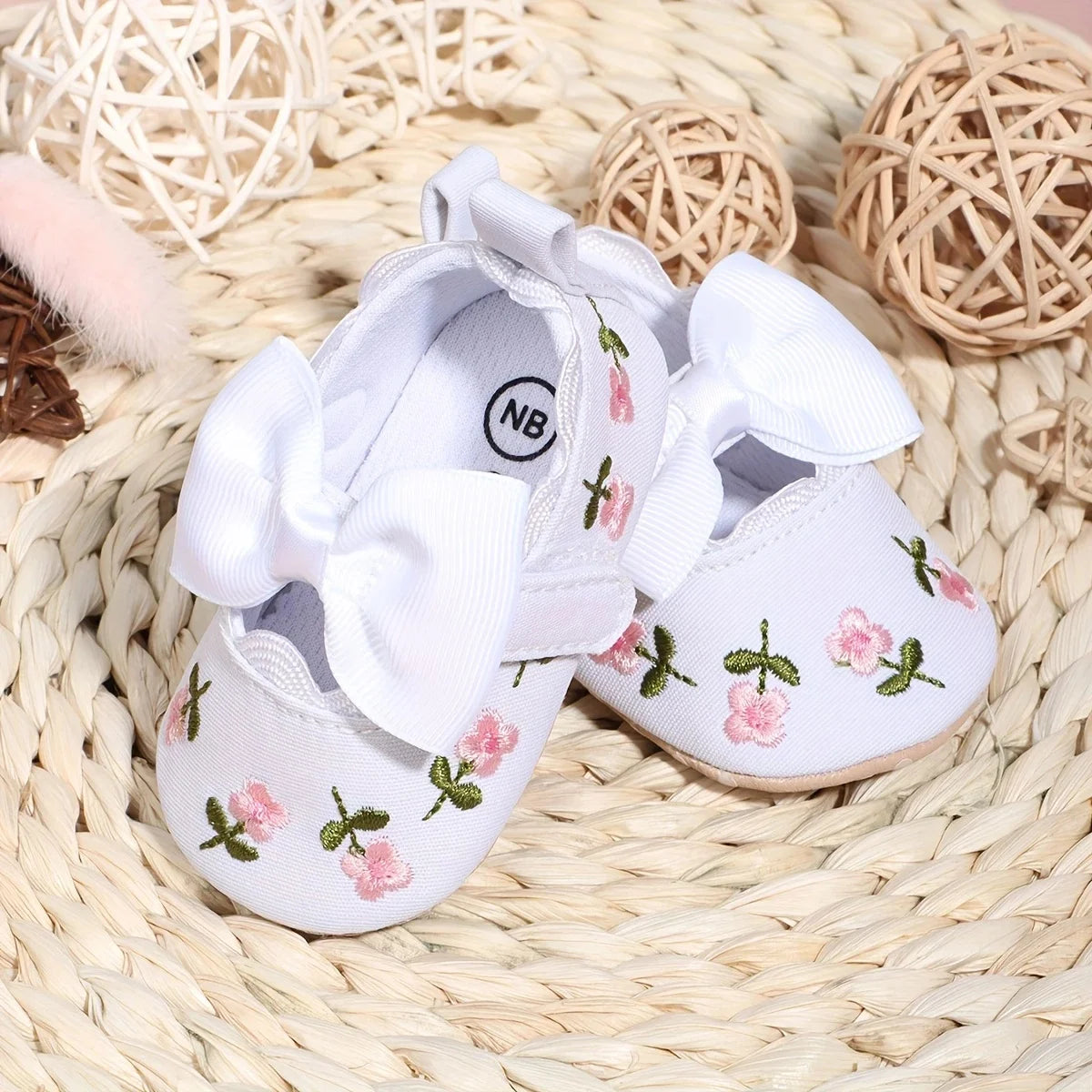 Flower Princess Shoes Baby Shoes Baby Shoes Sneakers Soft soled Sneakers Single Shoes Cloth Shoes