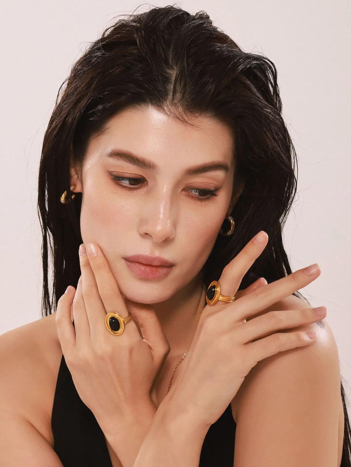 Gothic Style Black Natural Agates Ring for Women High Quality Stainless Steel Gold Plated Large Ring Female Fashion Jewelry