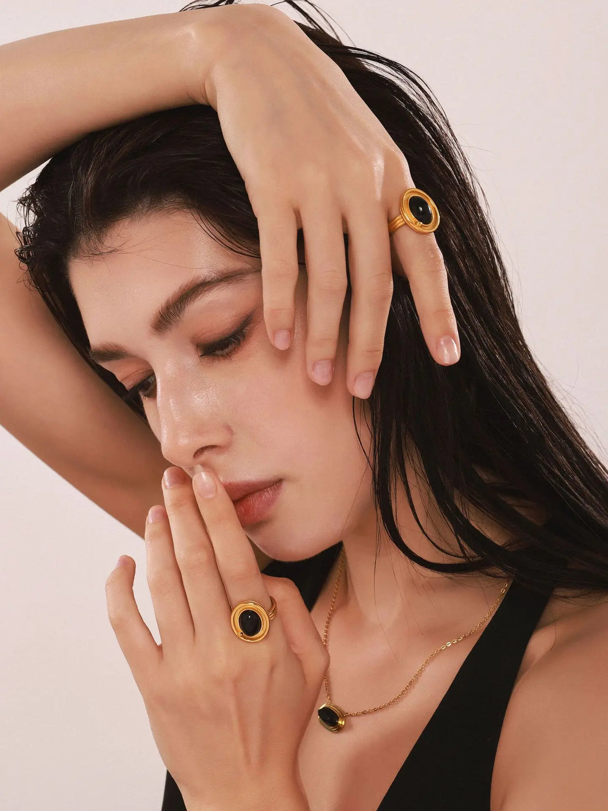 Gothic Style Black Natural Agates Ring for Women High Quality Stainless Steel Gold Plated Large Ring Female Fashion Jewelry