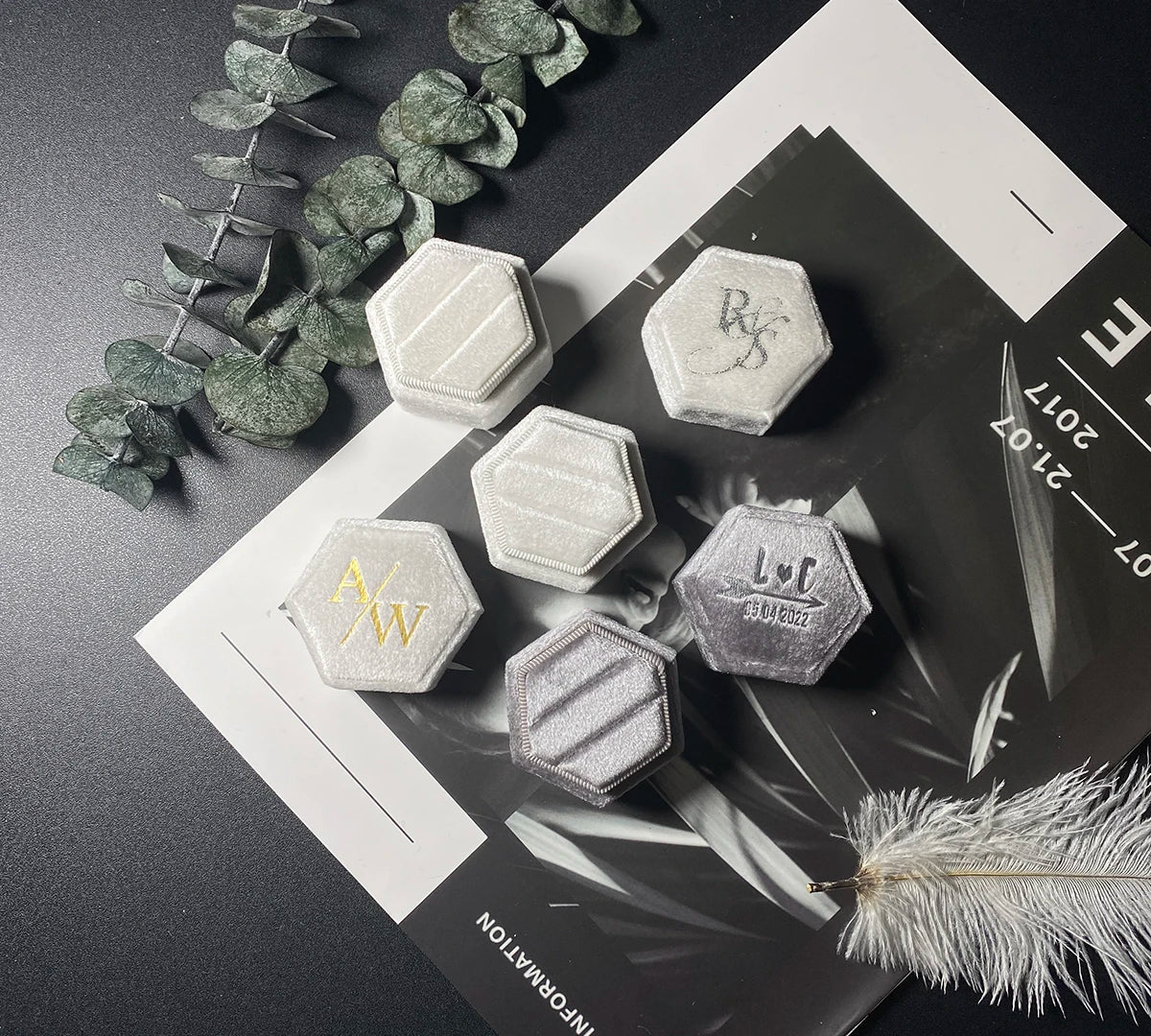 Customized Hexagonal Velvet Ring Box Wedding Engagement Gift Single/Double Ring Storage Box Display Stand Velvet Elegant Retro