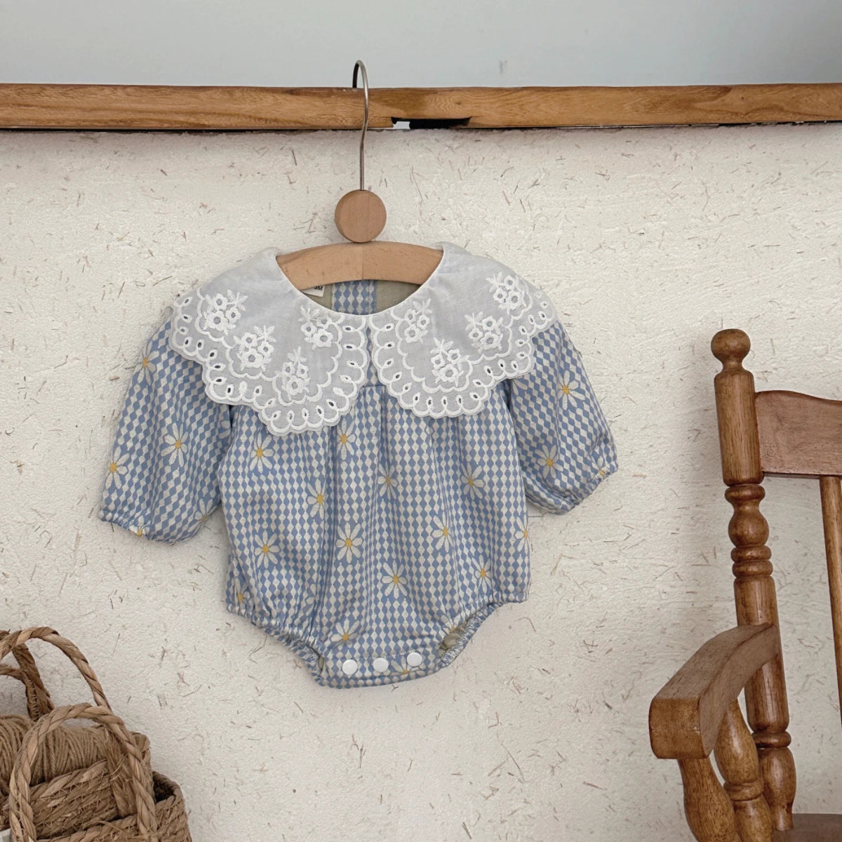 New Autumn Baby Clothing Boys Girls Cotton Long Sleeve  Daisy Printed Doll Neck Bodysuit 0-18M Newborn Casual Romper Spring