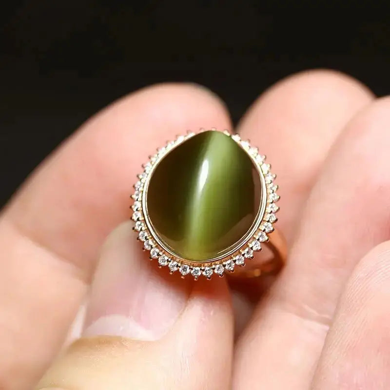 New Silver Inlaid Crystal Emerald olive-shaped Engagement Ring Vintage Luxury Party Attending Cocktail Party Women's Jewelry