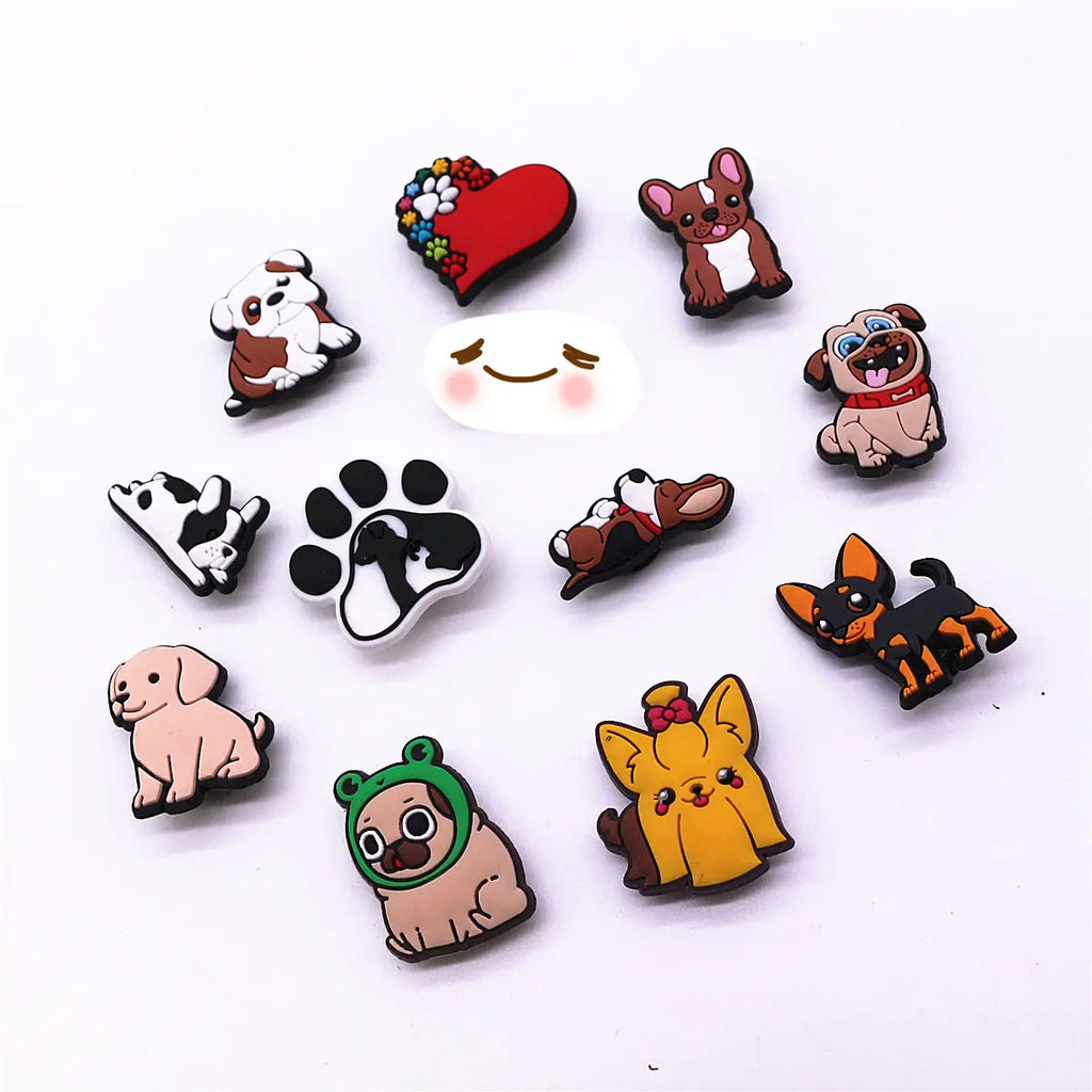 1 Pcs Favorite Pets PVC Shoe Charms Bulldog Labrador Beagle Shapes Shoes Upper Buckle Aceessories Lovely Pug Sandals Decorations