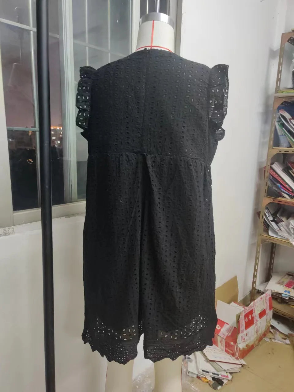 New summer women's fashionable temperament, casual and sexy commuting solid color lace jacquard hollow V-neck dress