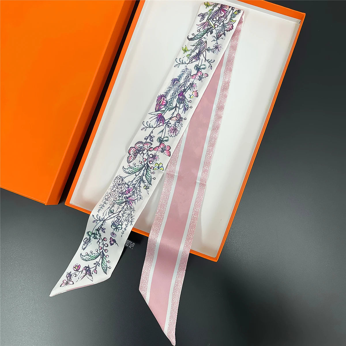2024 Neues Design Stiefmütterchen Tarot Schal Frauen Luxusmarke Schal Skinny Tasche Seidenschals Foulard Haar Halstuch Stirnband Für Damen