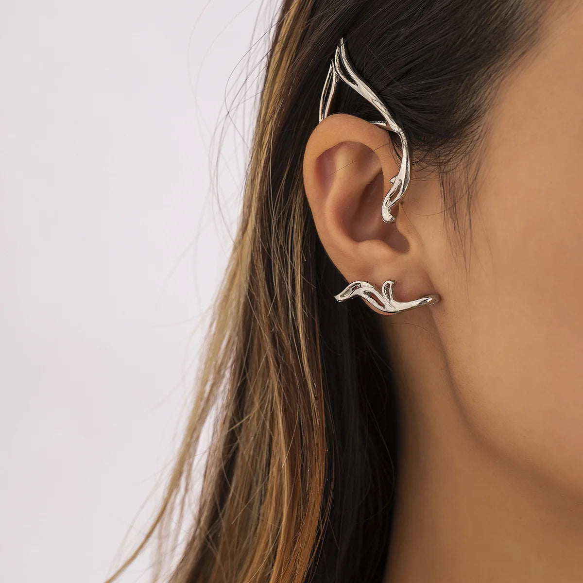 Fairy Ear Cuff Earring for Women Simple Hollow Cat Ears Outline Elf Ear Clip Creative Single No Piercing Earrings Party