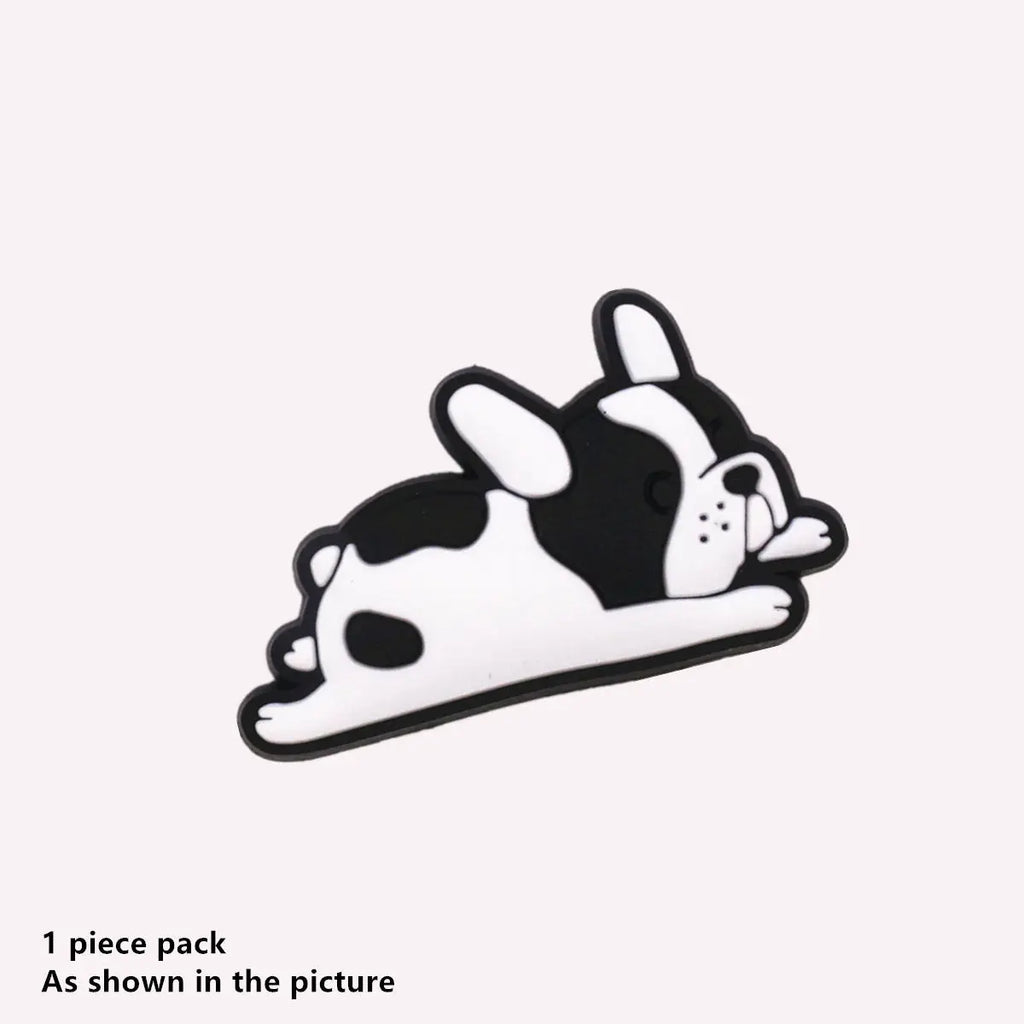 1 Pcs Favorite Pets PVC Shoe Charms Bulldog Labrador Beagle Shapes Shoes Upper Buckle Aceessories Lovely Pug Sandals Decorations