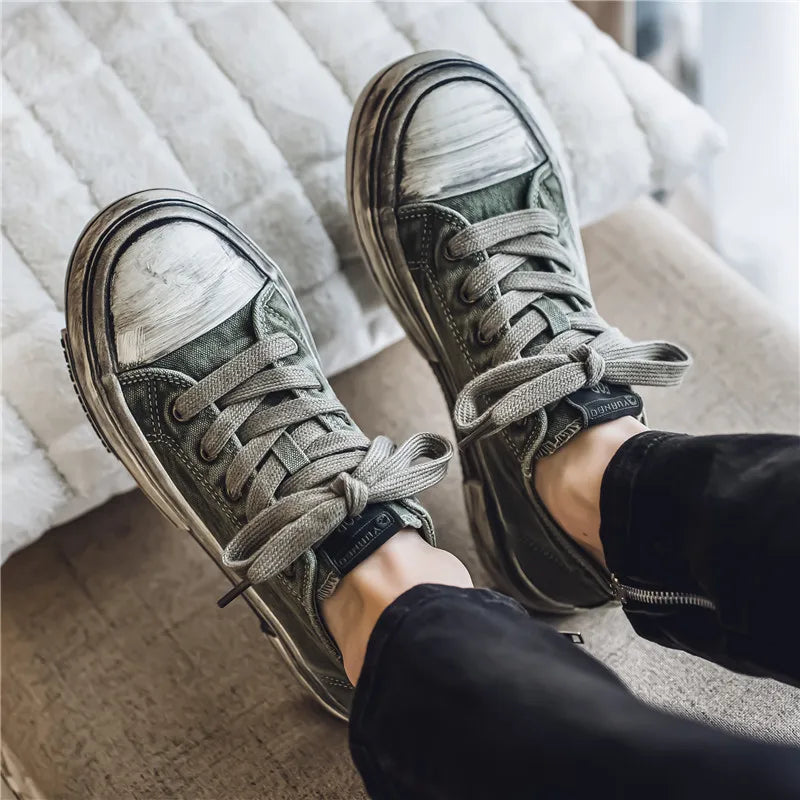 Schwarze Four Seasons Herren Stoffschuhe Modisch retro Make dirty style Freizeit Outdoor Party Street walking Jugend Schuhe