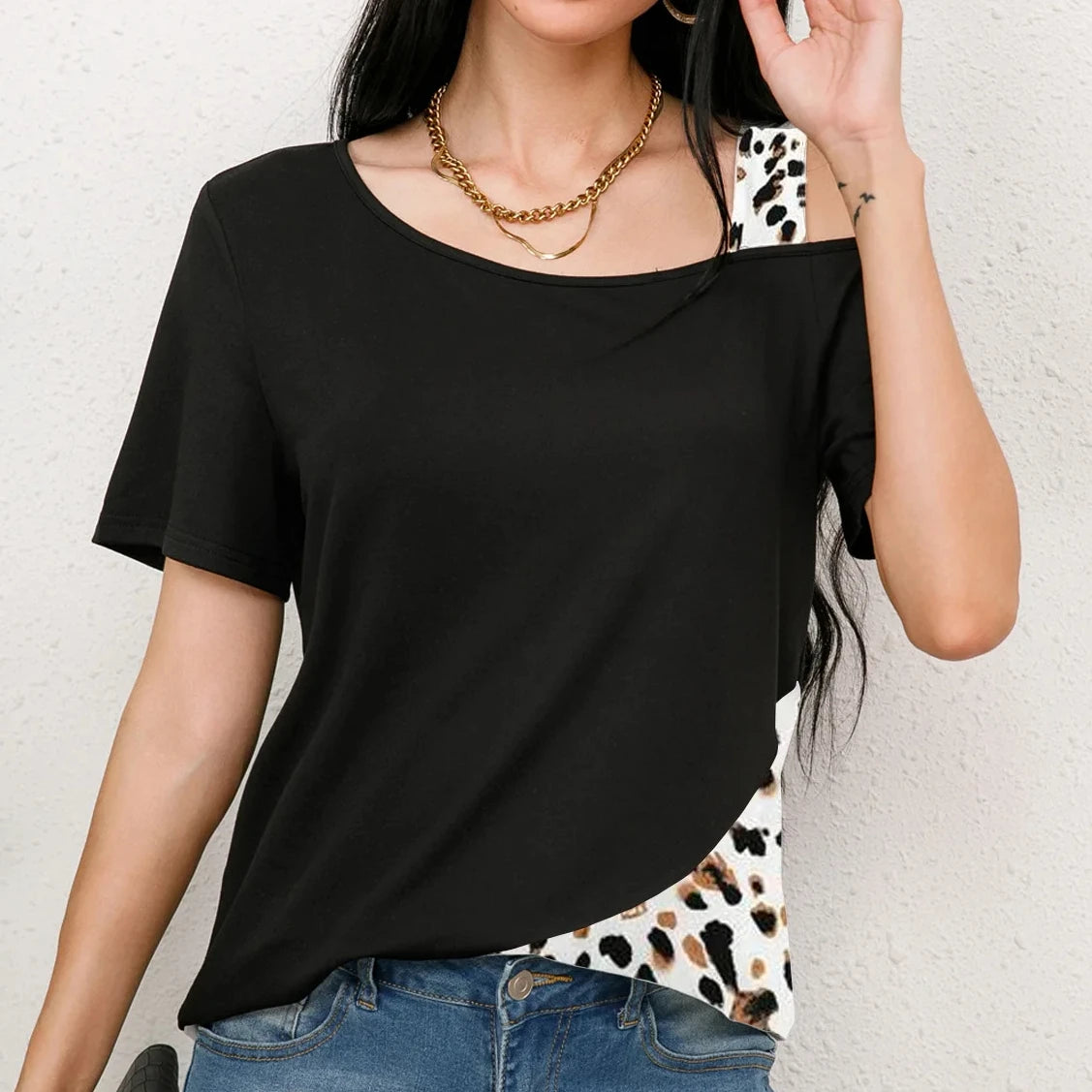 Casual Sommer-Top T-Shirt Damen Chic Color-Blocking Off-Shoulder T-Shirt Kurzarm und asymmetrische Tops