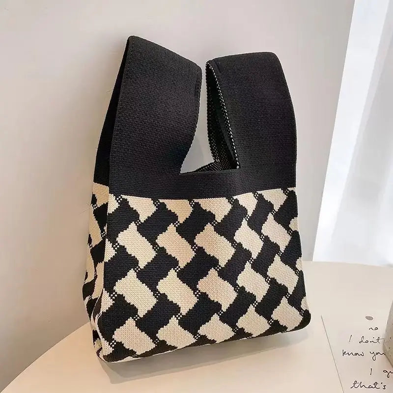 Women'S Knot Wrist Bag Tote Handmade Knitted Bag Portable Mini Striped  Bucket Phone Bags Large Capacity Autumn Winter Handbags