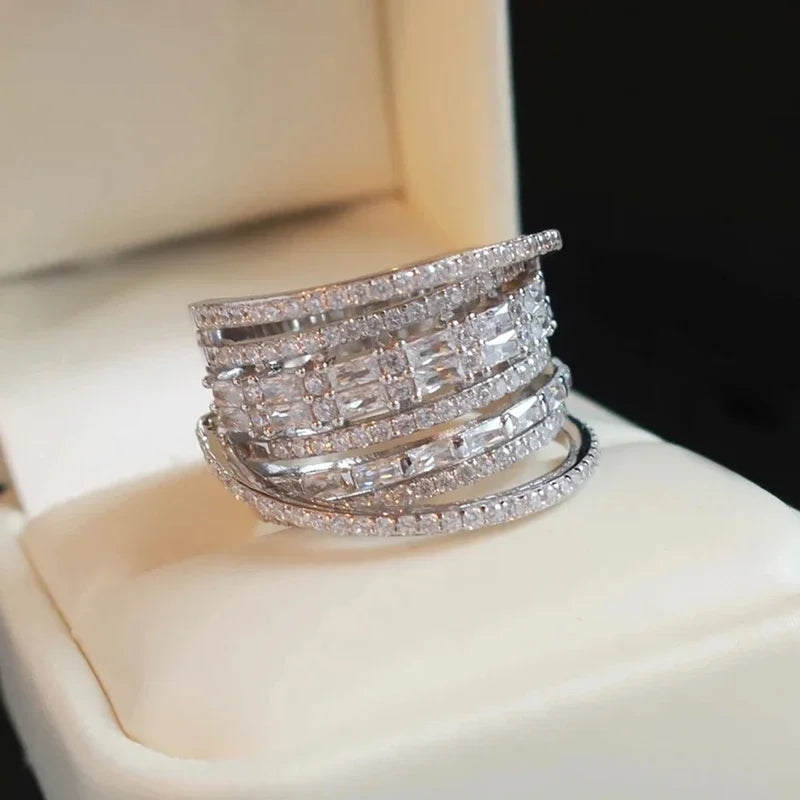 Huitan Fancy Brilliant Irregular Multilayered Wide Rings for Women Luxury Noble Finger Accessories Trendy Wedding Party Jewelry