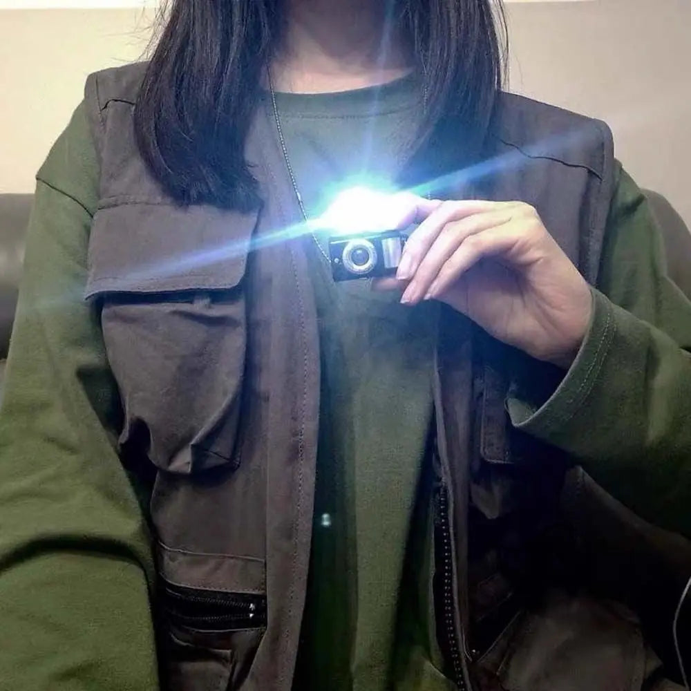 Couple Models Unisex Flash Camera Men Luminous Sweater Chain Music Pendant Fashion Jewelry Necklace