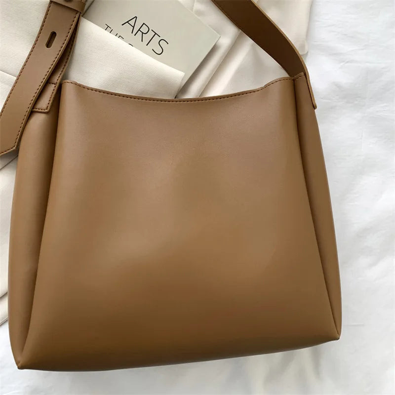 Fashion Leather Tote Bag for Women 2026 Trends Female Simple Large High Capacity Shoulder Side Bag Handbags and Purses Women Bag