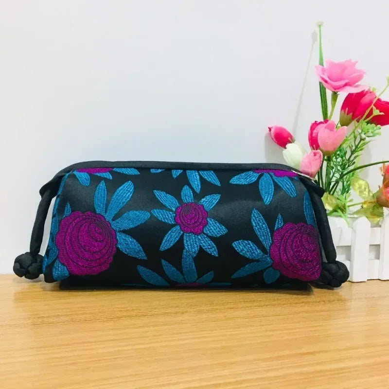 New Chinese Style Retro Bag Designer Chinese Style Silk Bag Japanese Hand Embroidery Totes Fashion Handbags and Purses