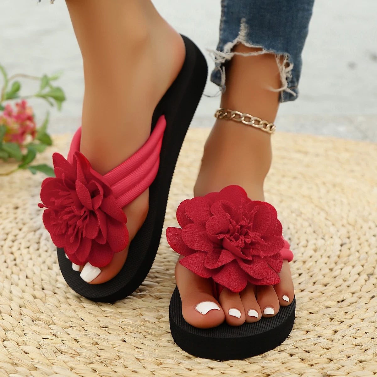 36-44 Women's Handmade Flower Decorated Flip Flops Slippers for Beach Vacation Casual Comfortable Flat Sandals Red Shoes