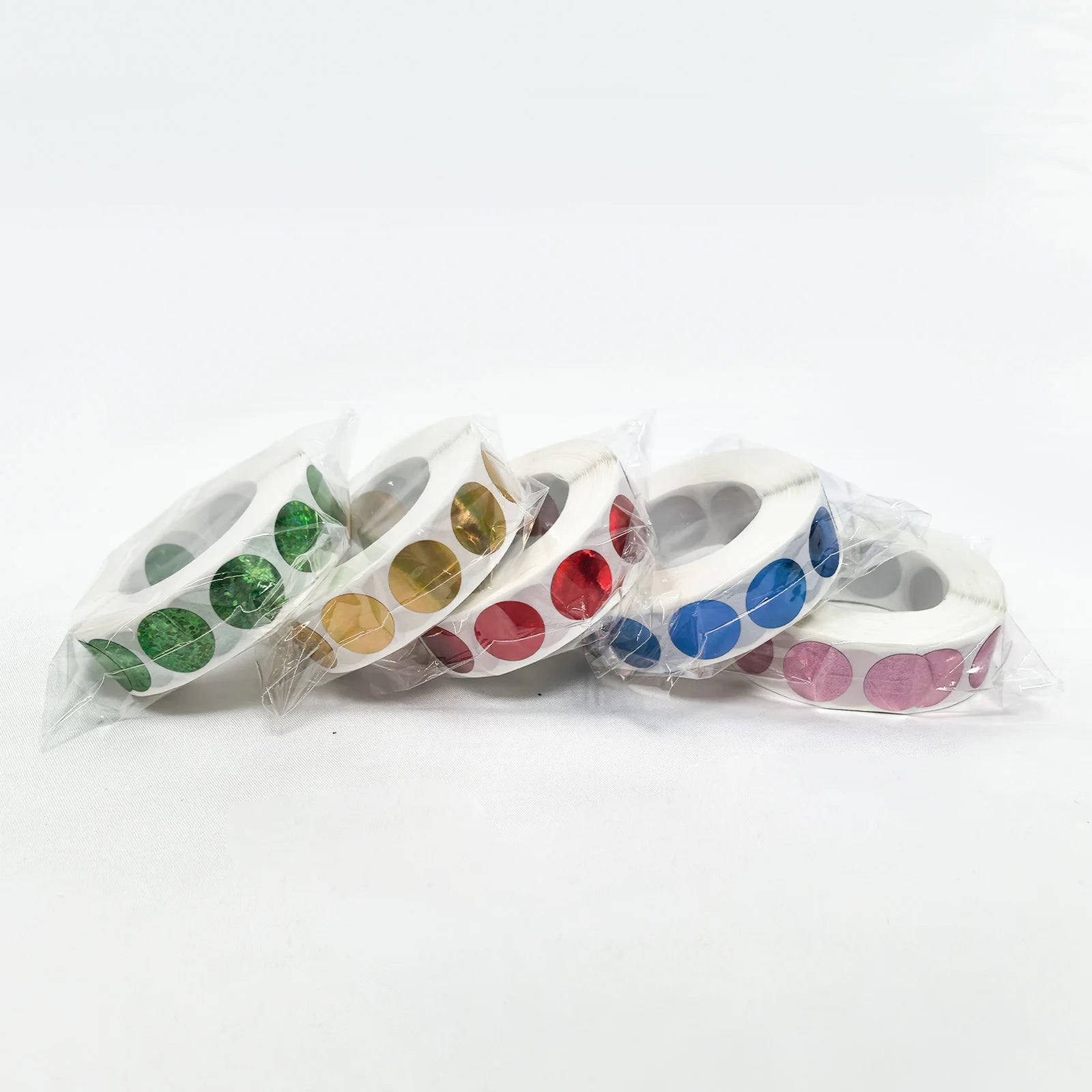 Scratch Off Labels 16*16mm Round 1000Pcs Scratch Off Stickers Holographic Blank For Secret Code Cover Home Game Wedding Message