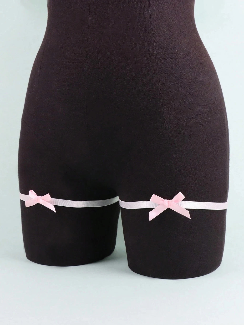 Women Sexy Simple Bowknot Thigh Leg Strap Garter Gothic Leg Adjustable Hip Harness High Waist Stocking Belt Halloween Valentine