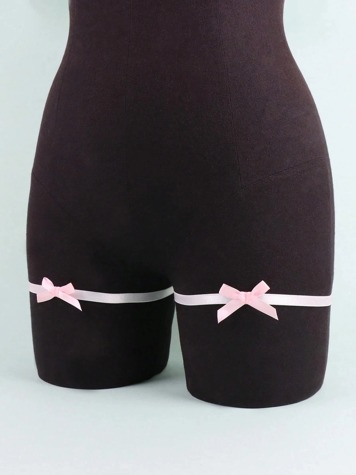 Women Sexy Simple Bowknot Thigh Leg Strap Garter Gothic Leg Adjustable Hip Harness High Waist Stocking Belt Halloween Valentine