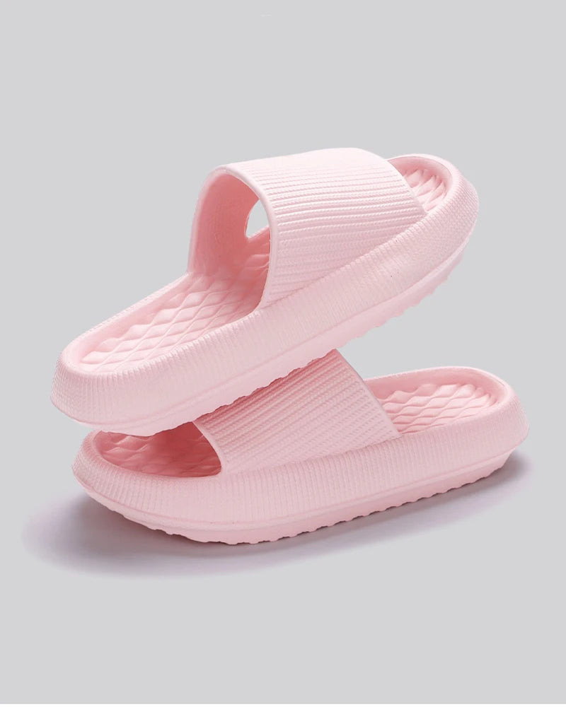 Thick Bottom Cloud Slippers Women Summer 2024 Lightweight Soft Sole Platform Sandals Woman Casual Non-slip Beach Shoes Slides