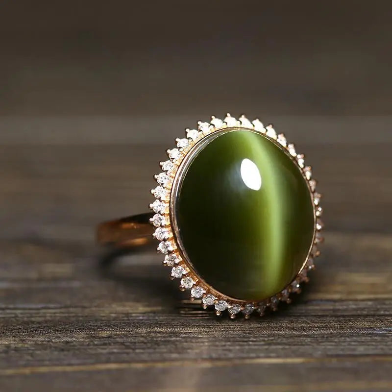 New Silver Inlaid Crystal Emerald olive-shaped Engagement Ring Vintage Luxury Party Attending Cocktail Party Women's Jewelry