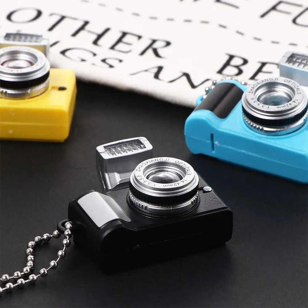 Couple Models Unisex Flash Camera Men Luminous Sweater Chain Music Pendant Fashion Jewelry Necklace