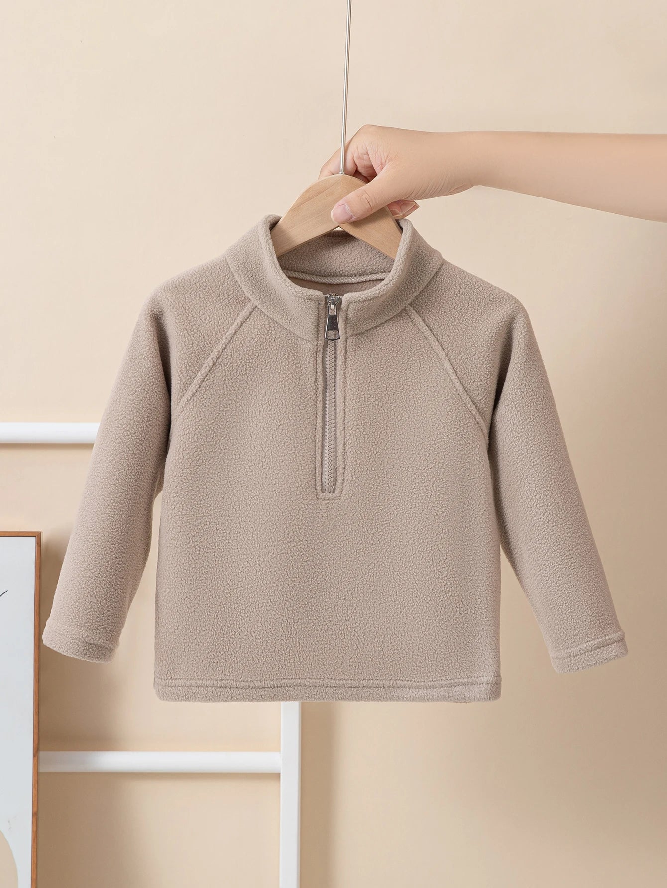 Girls Boys Autumn Winter New Hoodie Warm Leisure Tops Zipper Pullover Solid Color Long Sleeve Stand Collar Design  