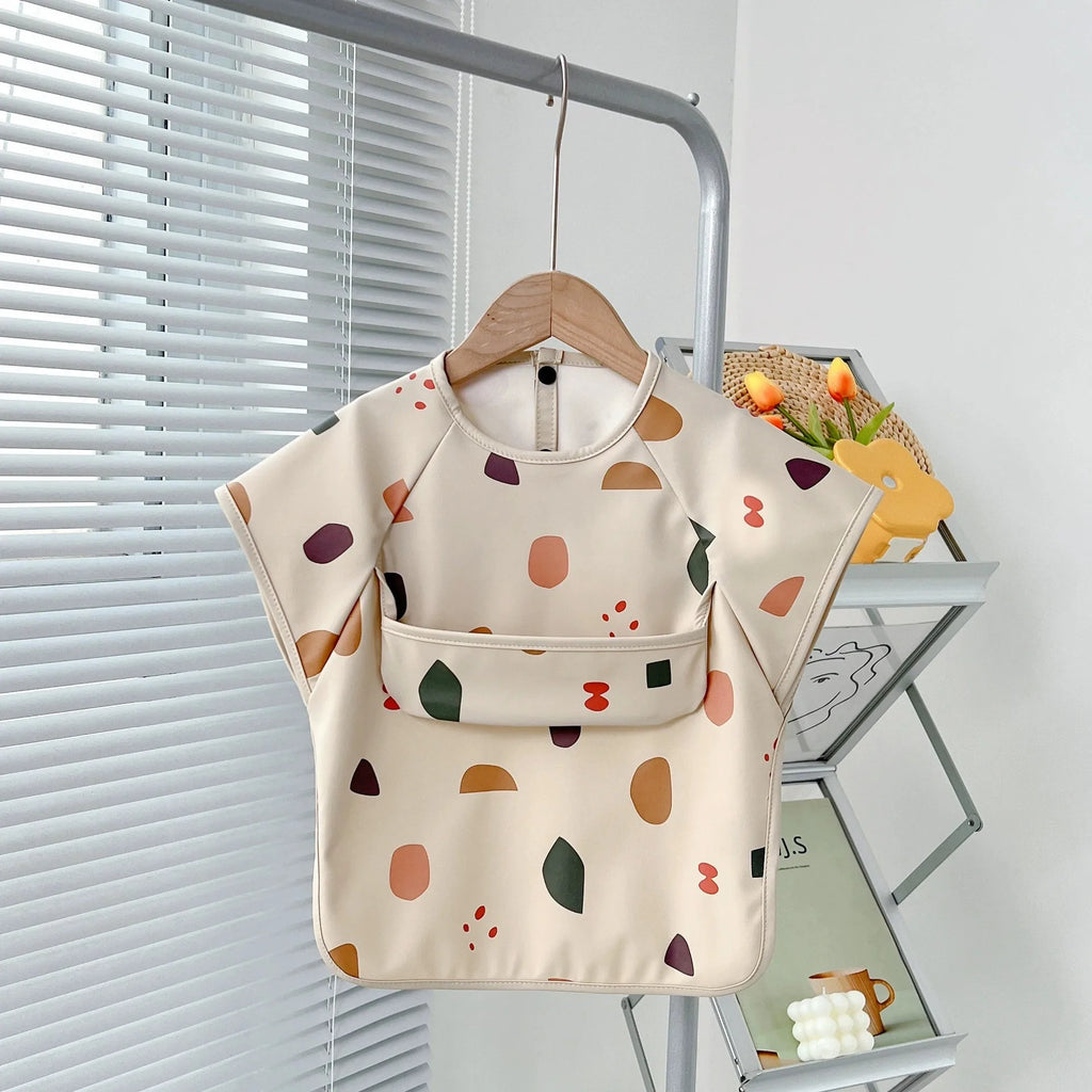 Newest Cute Baby Waterproof Bib Toddler Baberos Bavoir Short Sleeve Apron Cartoon Animals Children Feeding Smock Bib Baby Stuff