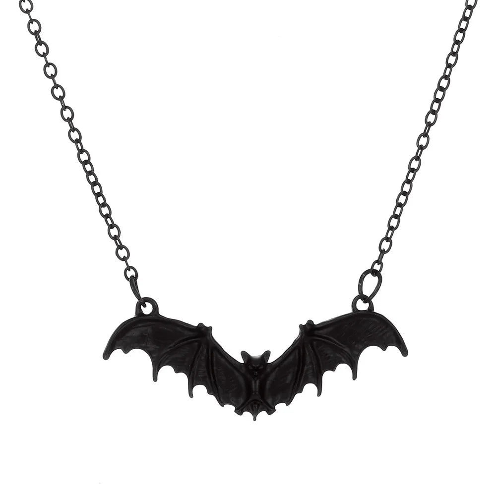 Punk Style Personality Black Bat Wing Pendant Necklace for Men Women Personality Halloween Exaggerated Hip Hop Collar Jewelry