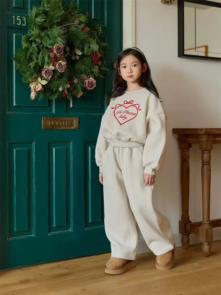 2026 Spring New Children Long Sleeve Clothes Set Baby Girls Heart Embroidery Sweatshirt + Pants 2pcs Suit Kids Sports Outfits