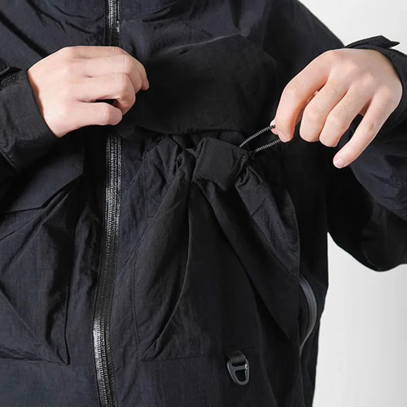 Lockere, wasserabweisende Kapuzenjacke Bequeme langärmelige Oberbekleidung im jugendlichen Stil für Herren und Damen