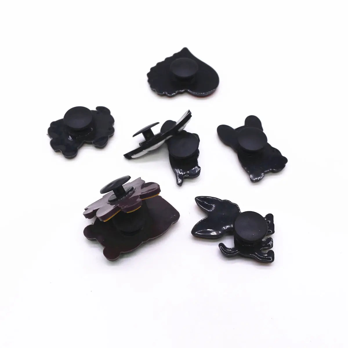 1 Pcs Favorite Pets PVC Shoe Charms Bulldog Labrador Beagle Shapes Shoes Upper Buckle Aceessories Lovely Pug Sandals Decorations