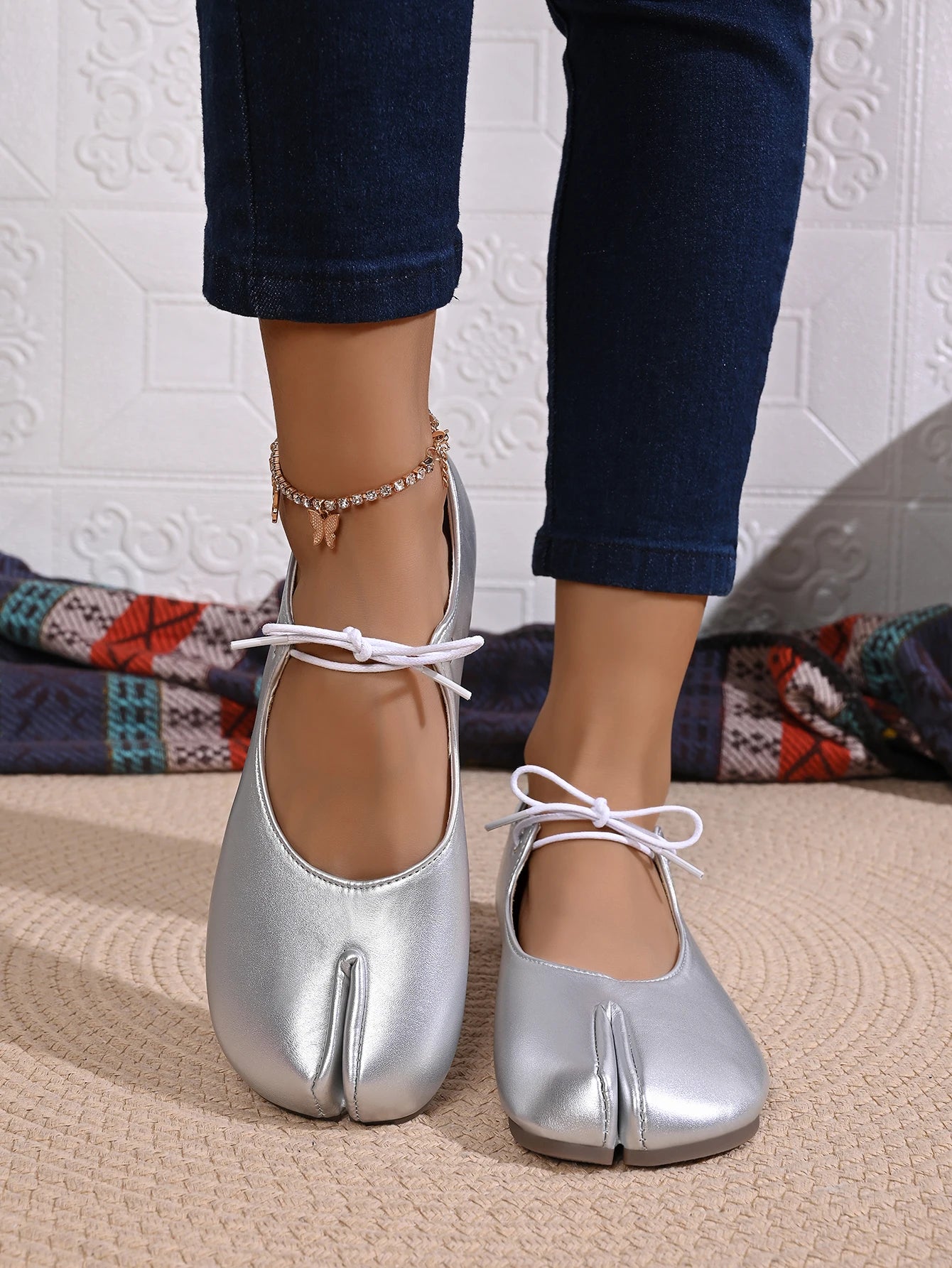 Fashion Soft Leather Split Toe Women Tabi Ballet Flats Spring Autumn Comfortable Walking Lazy Loafers Casual Girls Dance Shoes