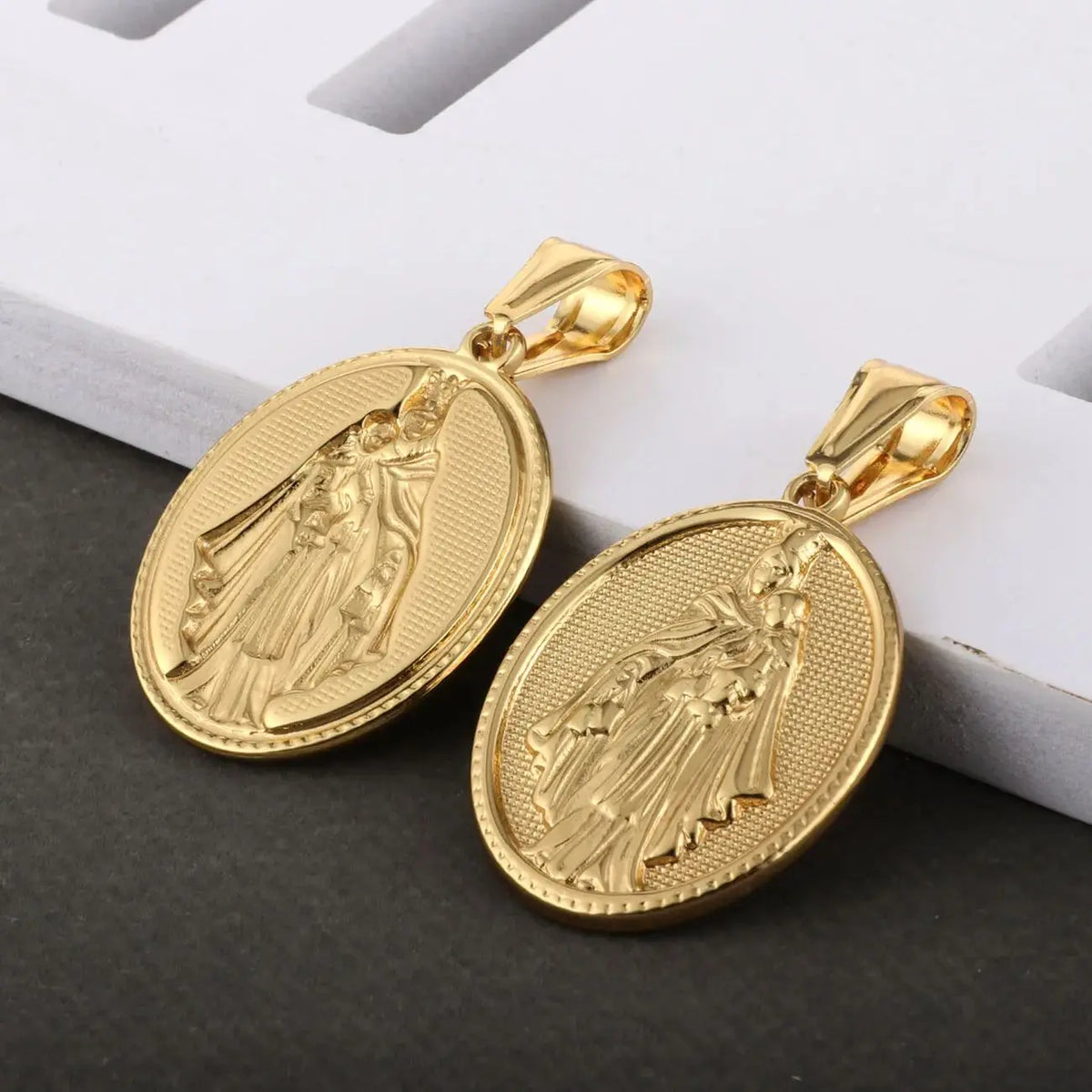 Virgen Del Carmen Medal Catholic Our Lady of Mount Carmel Oval Stainless Steel Pendant Amulet for DIY Jewelry Accessories