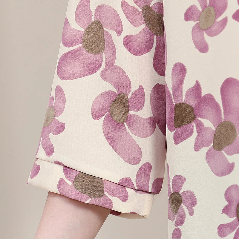 Fashion Printed Spring and Autumn shawl collar Women's Fashion Floral Checked Mid Sleeved Loose Chiffon Tops