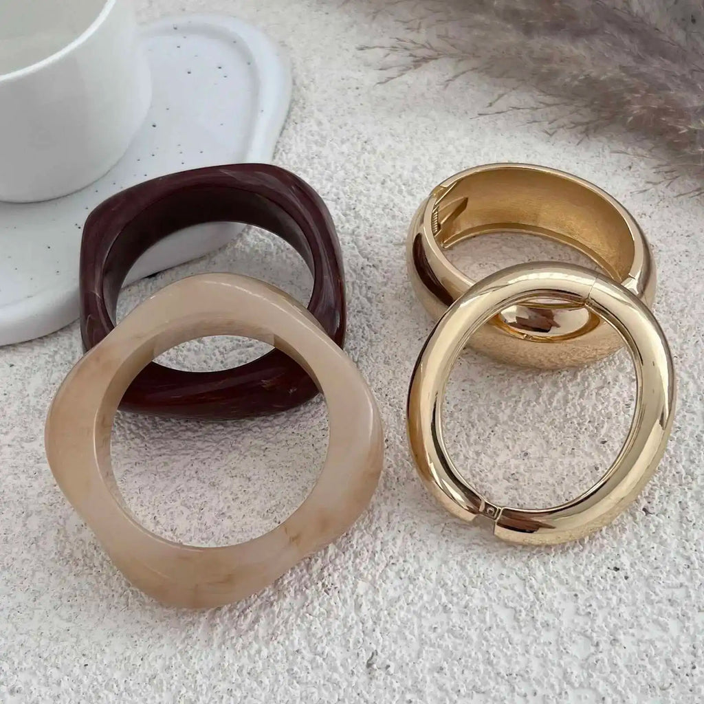 SHIXIN Vintage Brown Coffee Acrylic Resin Chunky Bangle Bracelet for Women Punk Metal Irregular Spring Open Bangle Men Jewelry