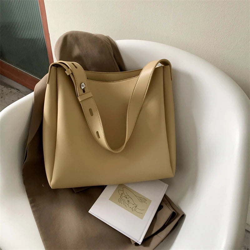Fashion Leather Tote Bag for Women 2026 Trends Female Simple Large High Capacity Shoulder Side Bag Handbags and Purses Women Bag