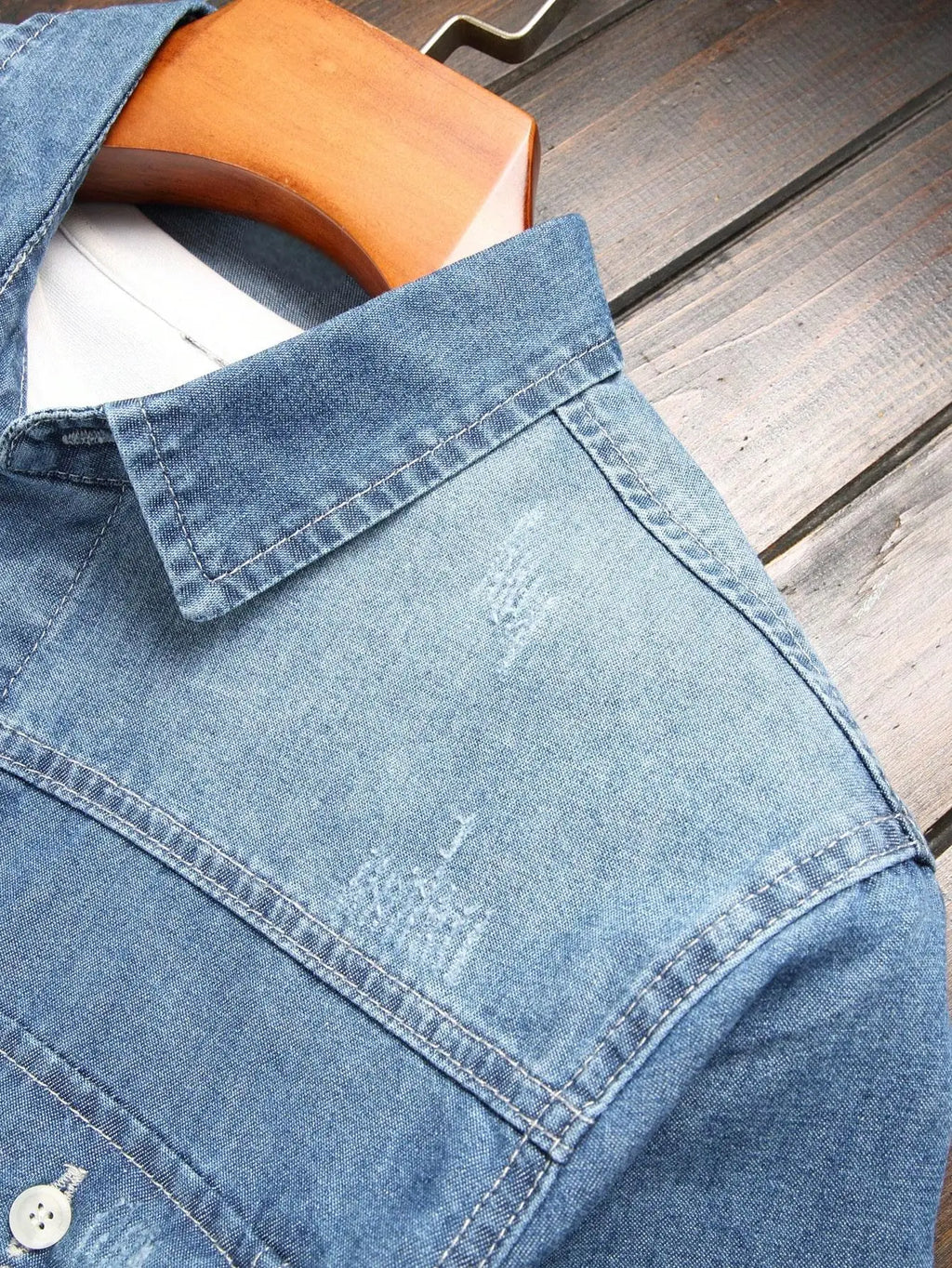 Men's denim shirts for spring and autumn. Blue denim shirts. Trendy and fashionable. Daily casual street style.