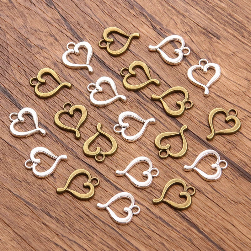 30PCS 14X18mm 2 Farben 2023 Neues Produkt Großhandel Metalllegierung Hohlherz Anhänger für Schmuckherstellung DIY Handgemachtes Handwerk