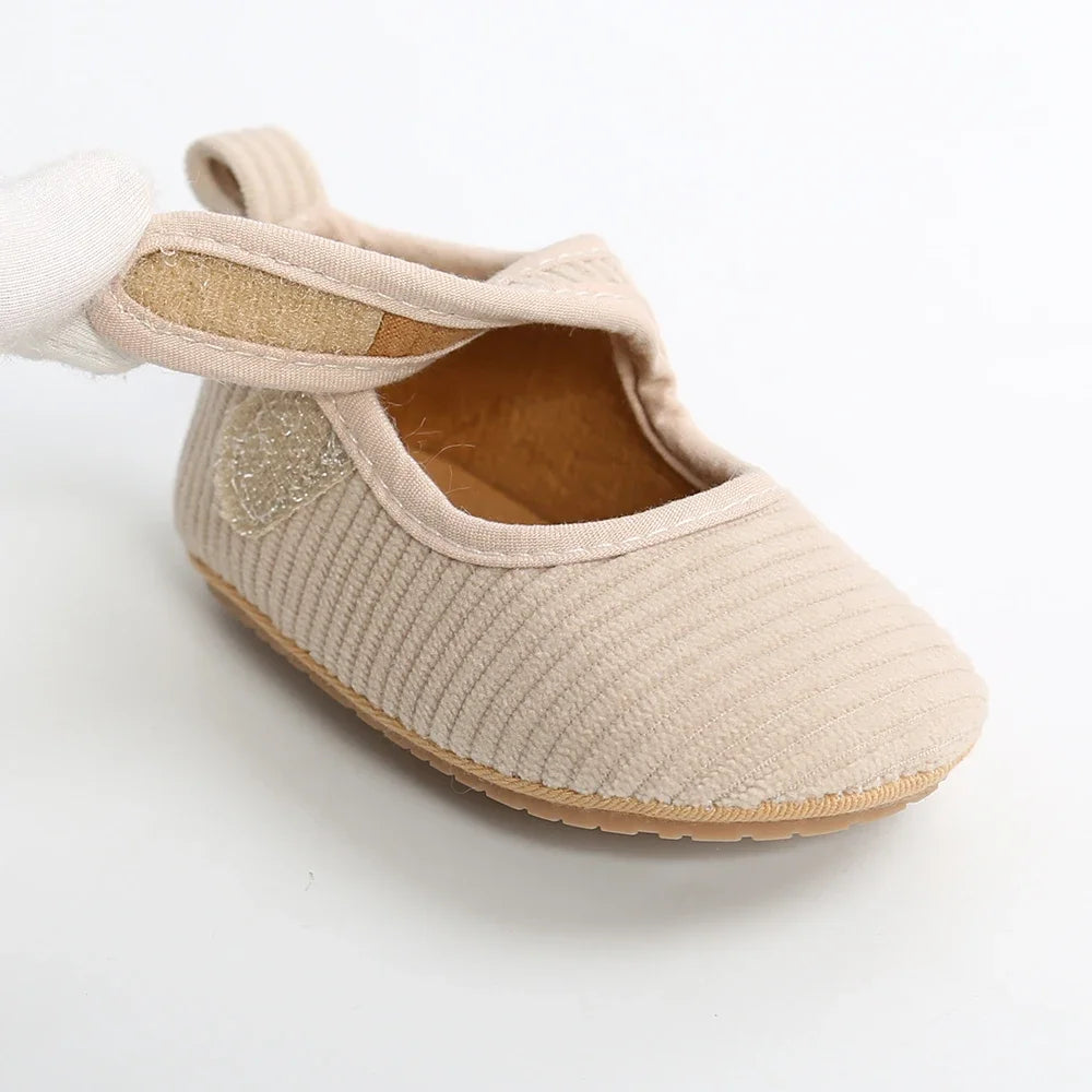 Spring Autumn Baby Shoes Solid Color Baby Girls Prewalker Anti-slip Shoes First walkers Casual Baby Girls Soft Shoes
