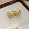 Gold Color Hollowed Hoop Earrings for Women Newly Designed Temperament Girl Fashion Dainty Ear Jewelry Wedding Party Accessories