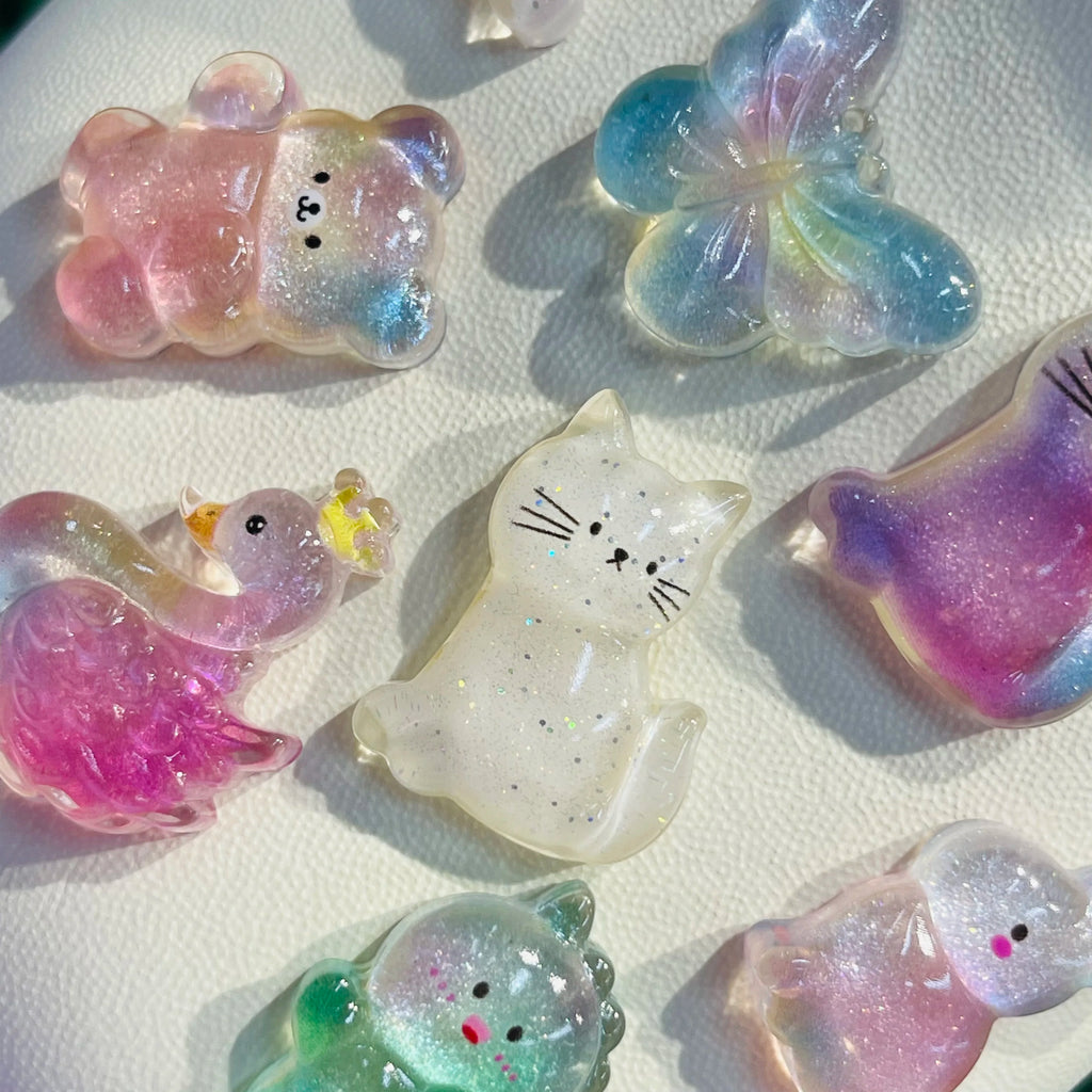 1-8PCS Resin Cartoon Sequins Cat Rabbit Butterfly Dinosaur Bear Swan Shoe Charms Garden Shoes Button Accessories Decoration